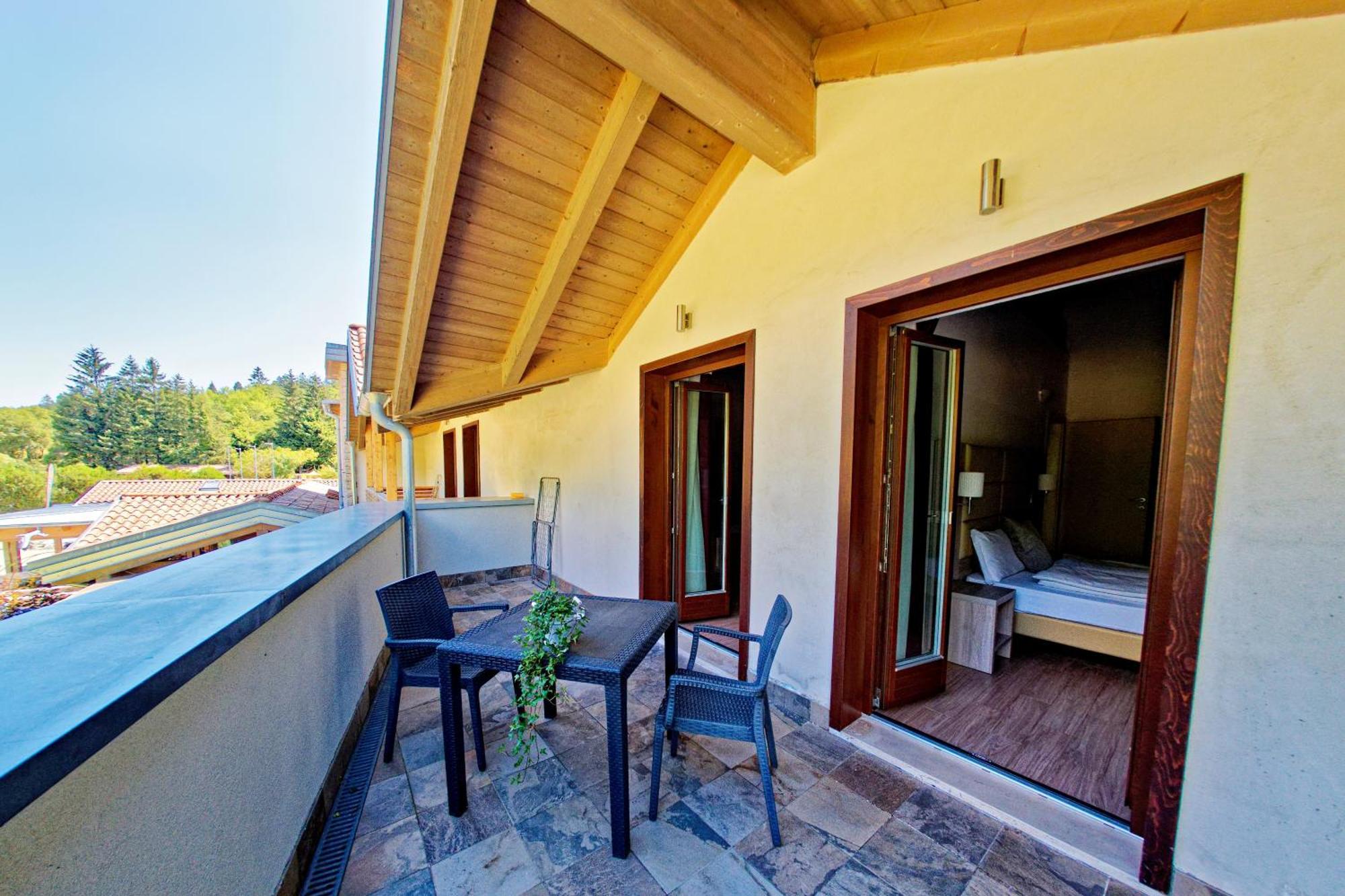 Rta Le Vallene Hotel Terlach